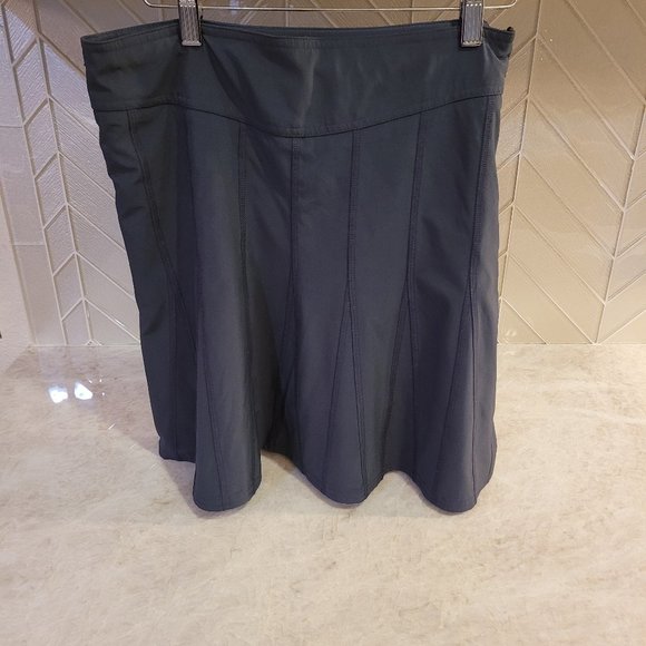 Athleta Gray Skort Size 6 - Picture 1 of 7